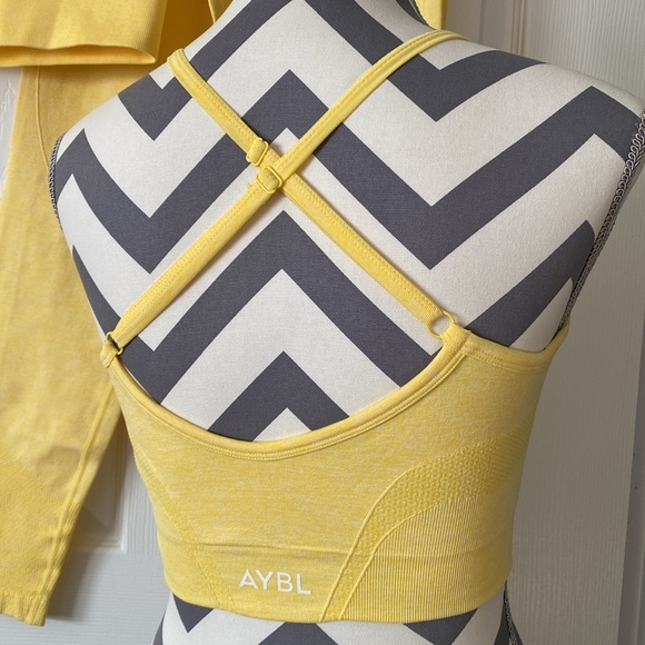 AYBL Workout Set - Picture 3 of 7